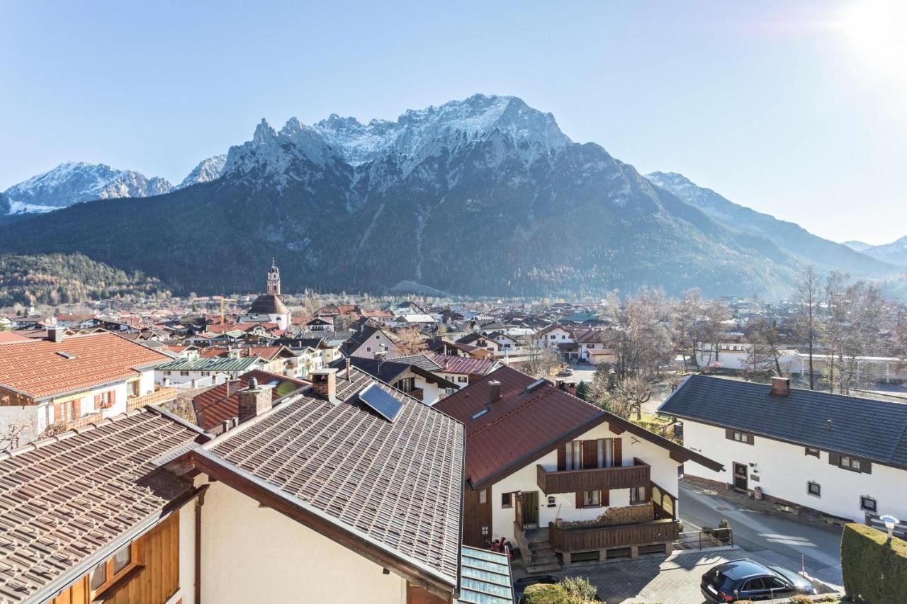Amethyst Mittenwald